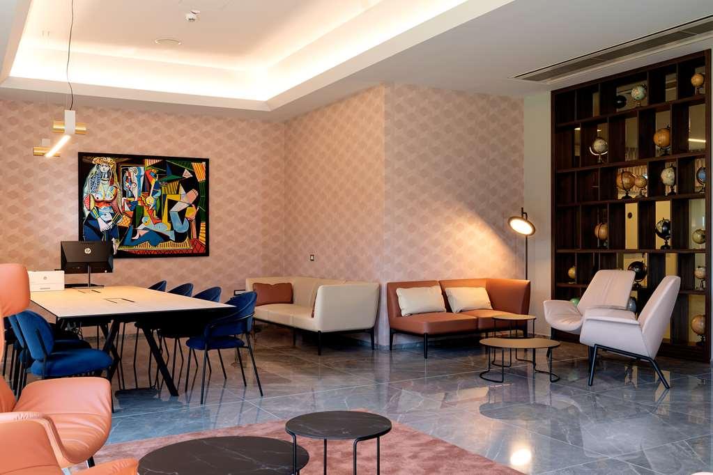 Doubletree By Hilton Milan Malpensa Solbiate Olona Hotel Facilities photo